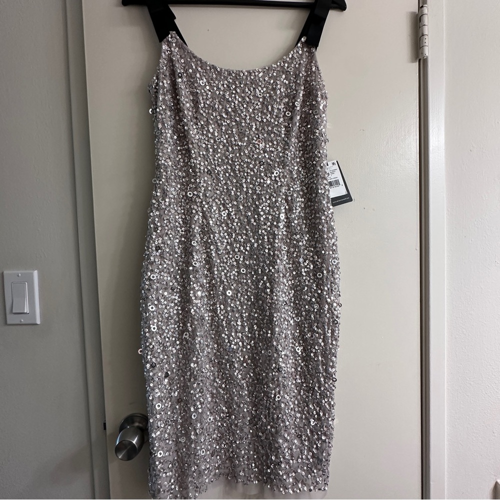 NWT Adrianna Papell Silver Sequin Midi Dress 4 Mother of the Bride Wedding Guest